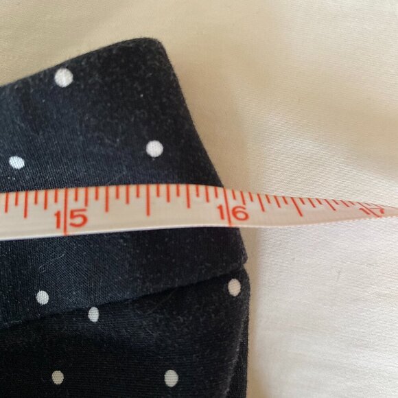 Liz Claiborne Black w White Polka Dots Emma Stretchy Capris - Picture 5 of 6